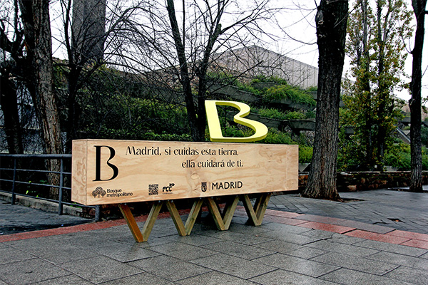 FCC Construcción y el Ayuntamiento de Madrid instalan un corpóreo informativo sobre el proyecto “Bosque Metropolitano”
