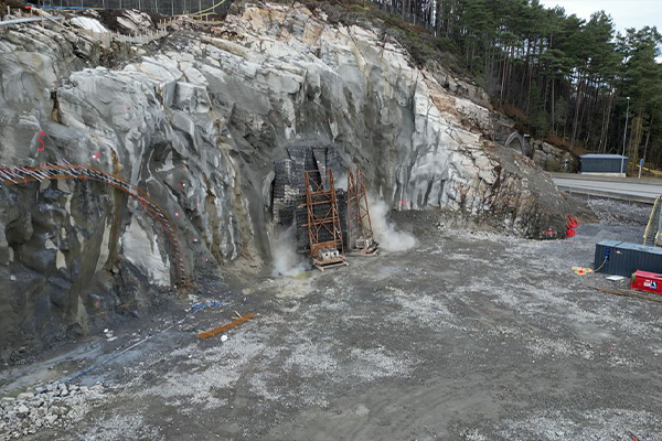 Sotra Link begins the detonation of the Drotningsvik tunnel in Bergen (Norway)
