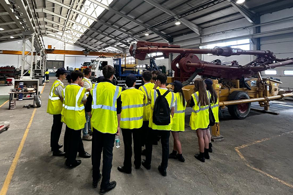 FCC Construcción takes part in the second edition of Work Experience Kensington School (WEKS)