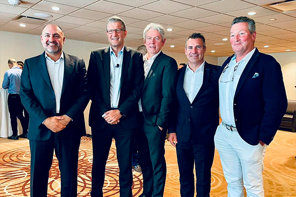 Los CEOs se reúnen para lanzar el proyecto de GO expansión