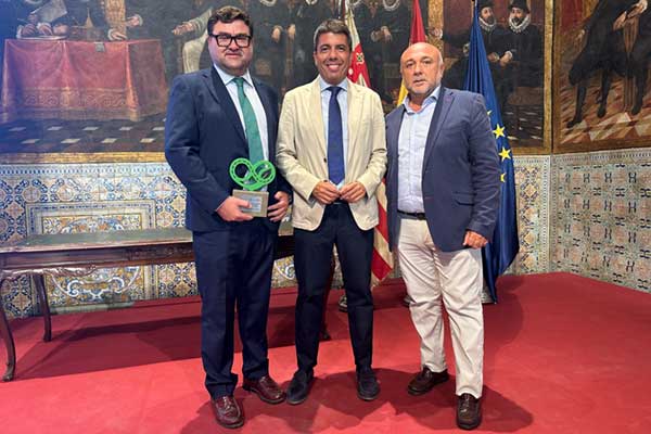 La Generalitat Valenciana entrega un reconocimiento a FCC Construcción por su contribución en la reconstrucción de las principales infraestructuras afectadas por la DANA 2024