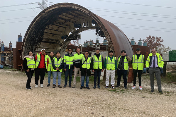 Alumnos de la Universidad Europea visitan las instalaciones del Parque de Maquinaria de FCC Construcción